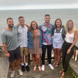 Meet your Posher, Amy